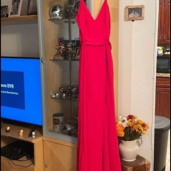 A Vera Wang red gown with sash NWT - Picture 1 of 5